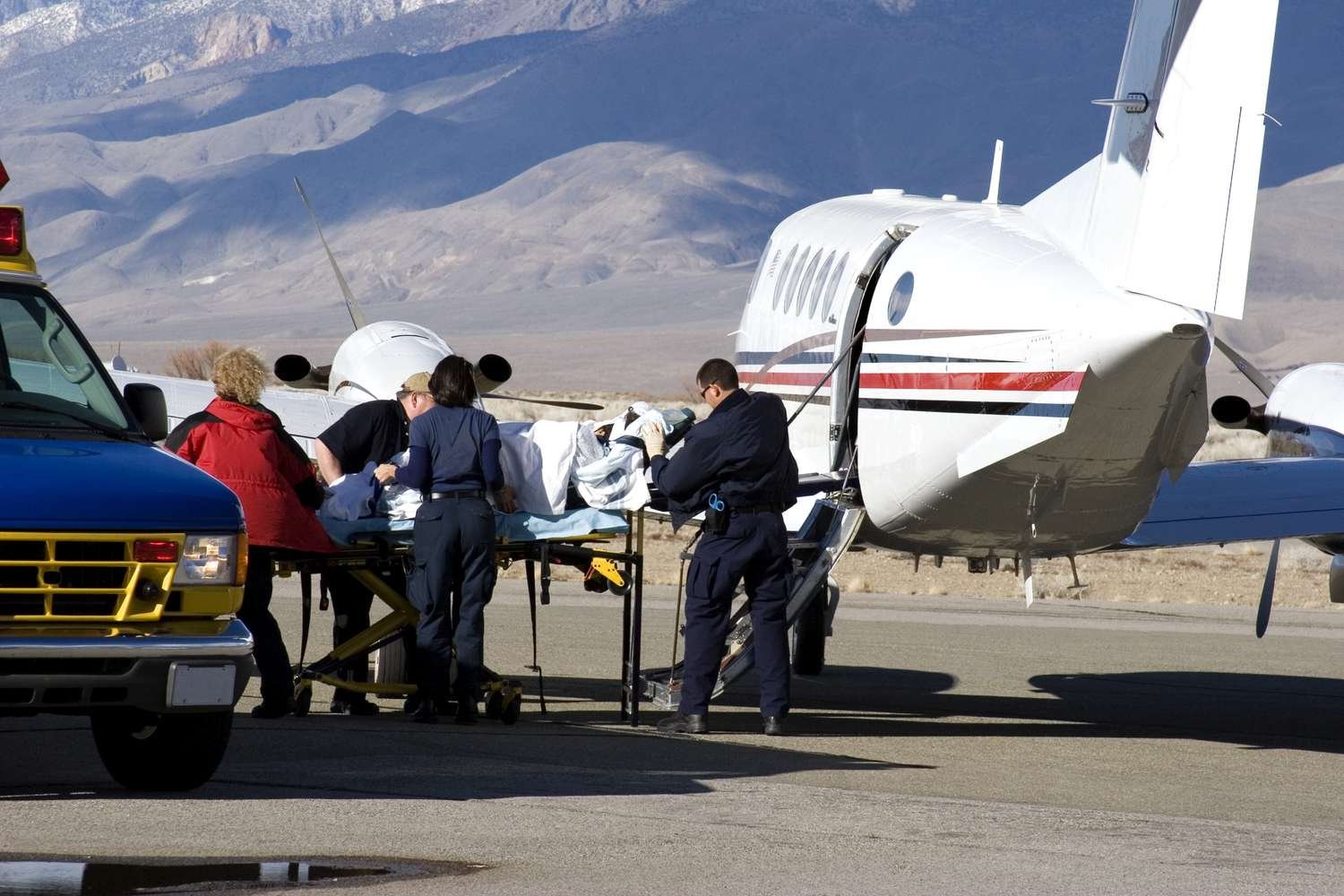 Air Ambulance & Private Jet